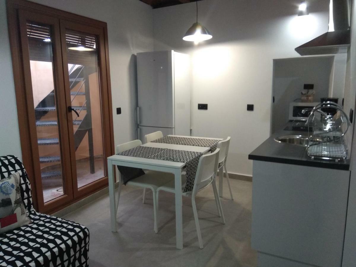 Caleros 8 Apartamento - Apartamentos De La Parte Antigua De Caces מראה חיצוני תמונה